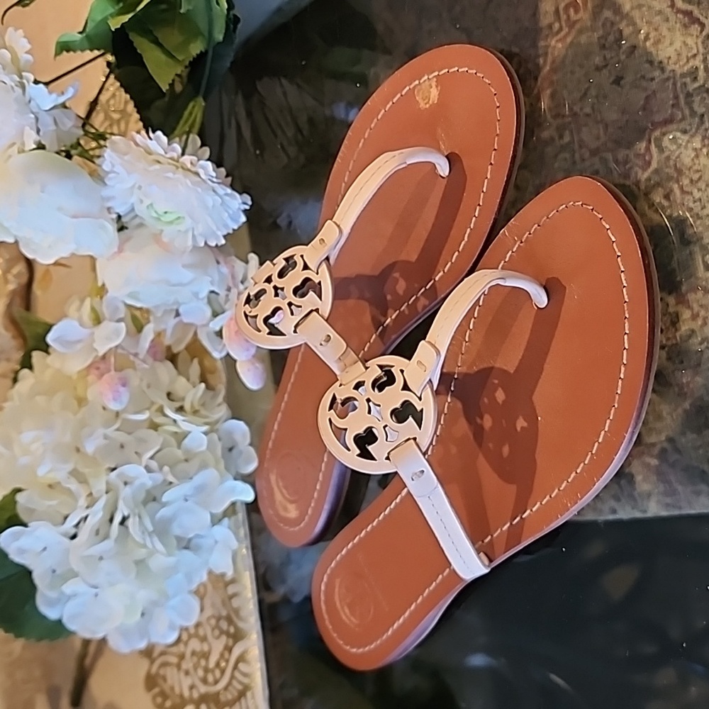 Tory burch sandals